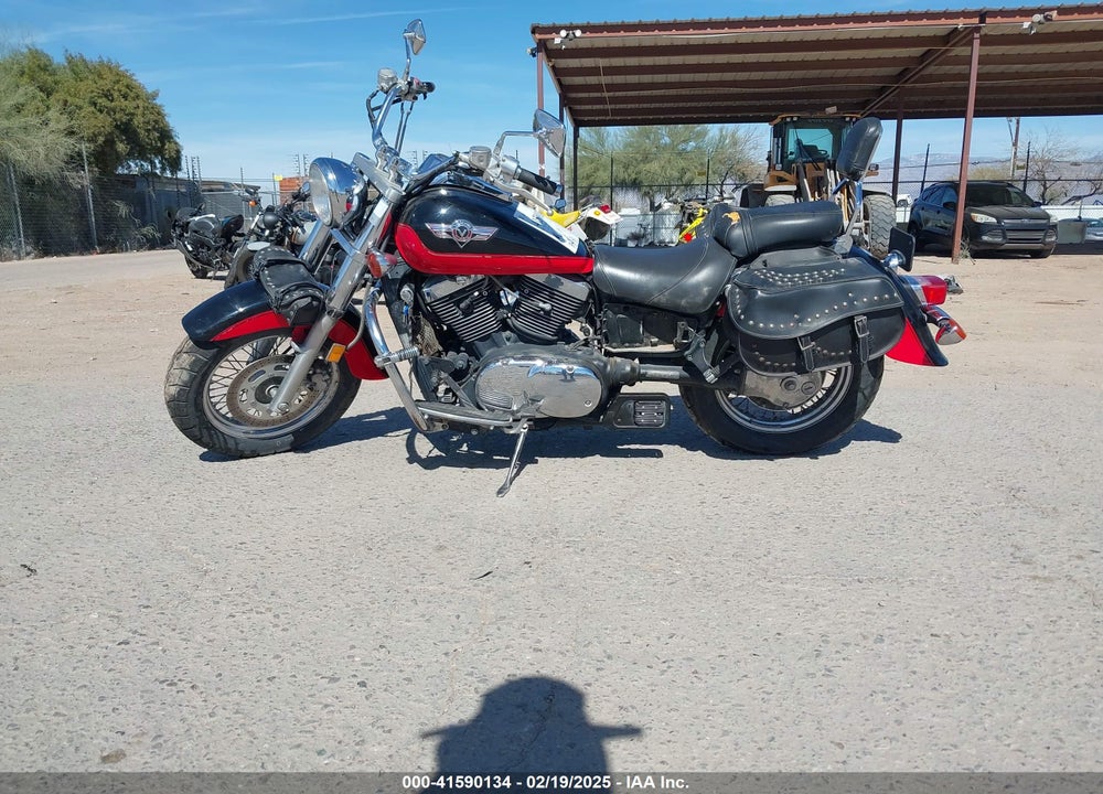 2004 KAWASAKI VN1500 E VIN: JKBVNAE144A115804