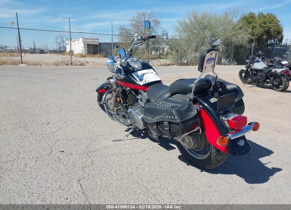 2004 KAWASAKI VN1500 E VIN: JKBVNAE144A115804