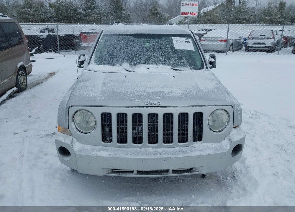 2008 JEEP PATRIOT SPORT VIN: 1J8FT28W08D721888