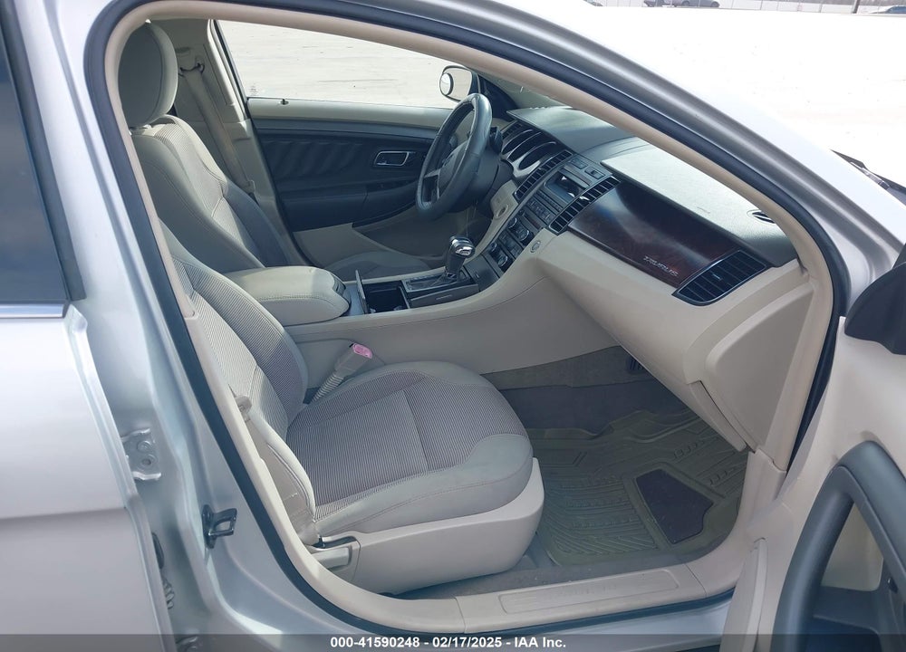 2011 FORD TAURUS SEL VIN: 1FAHP2EW0BG131968