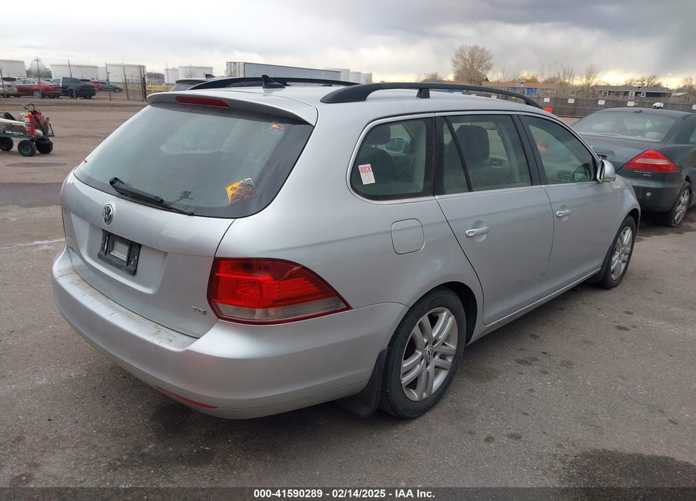 2014 VOLKSWAGEN JETTA SPORTWAGEN VIN: 3VWML7AJXEM626150