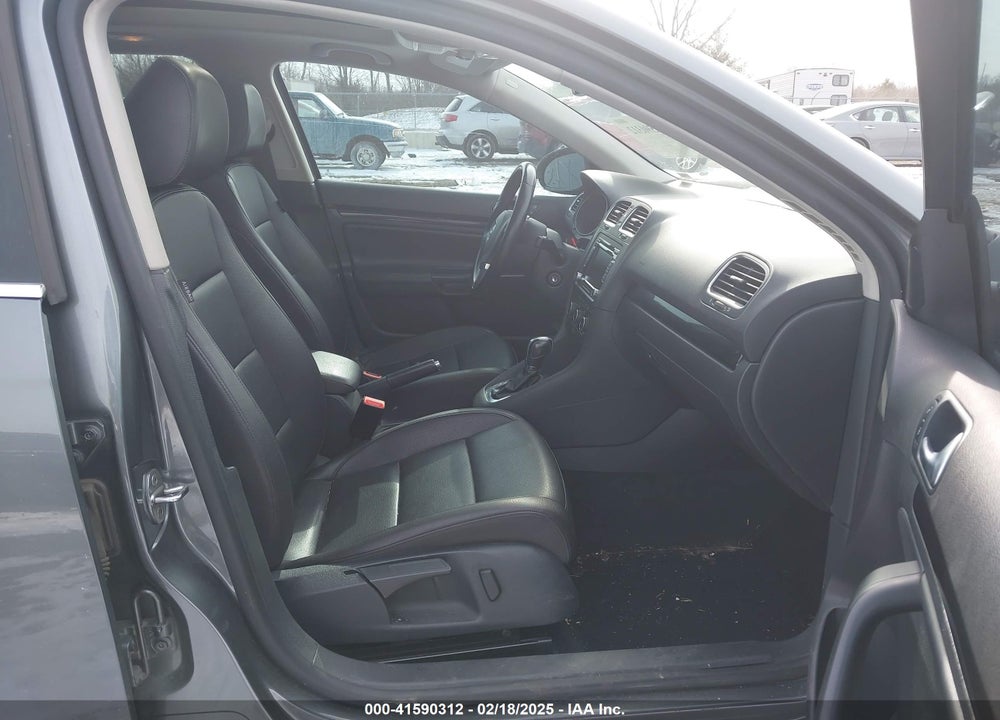 2014 VOLKSWAGEN JETTA SPORTWAGEN VIN: 3VWPL7AJ7EM600408