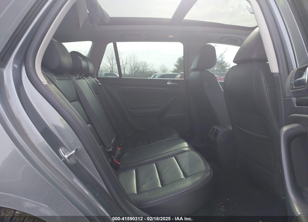 2014 VOLKSWAGEN JETTA SPORTWAGEN VIN: 3VWPL7AJ7EM600408