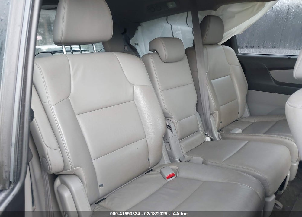 2016 HONDA ODYSSEY EX-L VIN: 5FNRL5H66GB017062