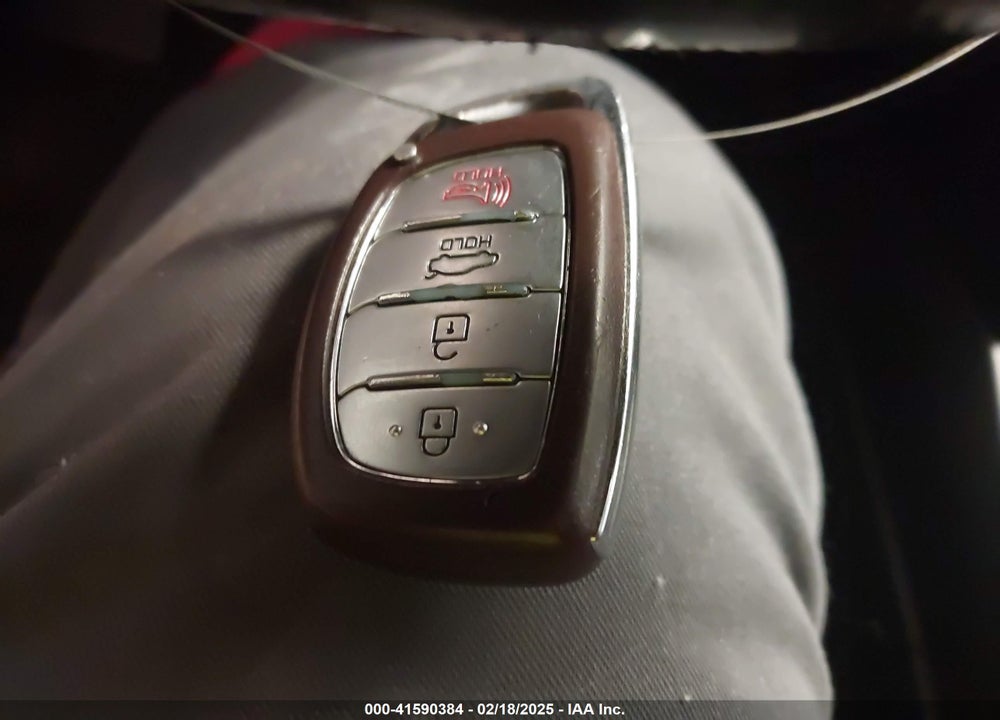 2018 HYUNDAI ELANTRA VIN: KMHD84LF2JU553580