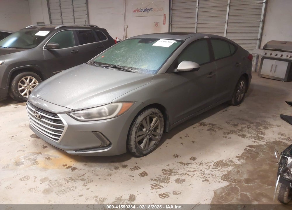 2018 HYUNDAI ELANTRA VIN: KMHD84LF2JU553580