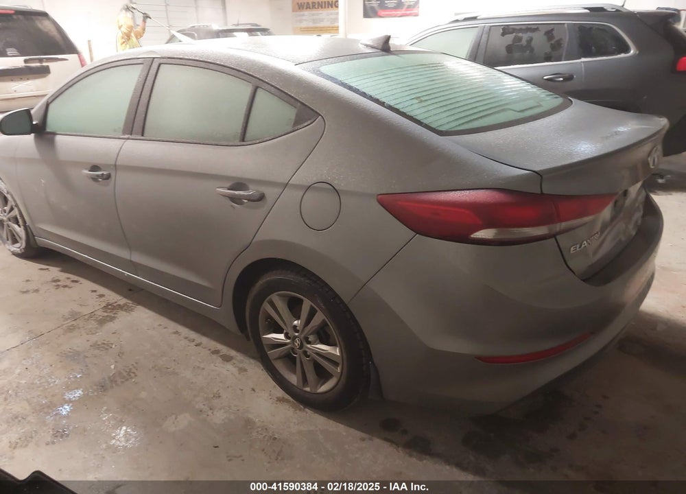 2018 HYUNDAI ELANTRA VIN: KMHD84LF2JU553580