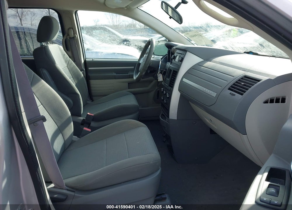 2010 DODGE GRAND CARAVAN SE VIN: 2D4RN4DE2AR179111