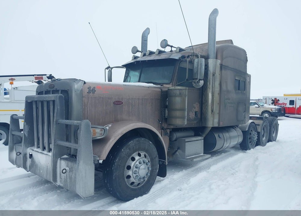 2016 PETERBILT 389 VIN: 1XPXD49X8GD305919