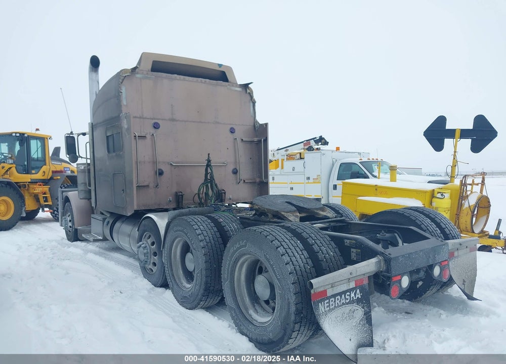 2016 PETERBILT 389 VIN: 1XPXD49X8GD305919