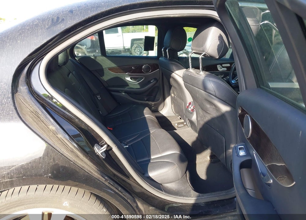 2018 MERCEDES-BENZ C 300 VIN: WDDWF4JB7JR312934