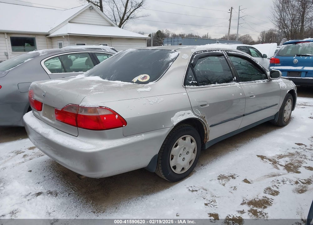 1999 HONDA ACCORD LX VIN: 1HGCG5549XA139745