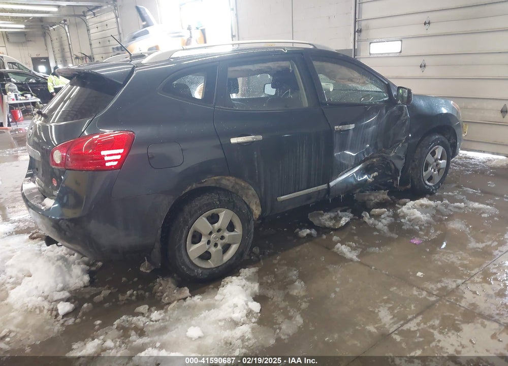 2015 NISSAN ROGUE SELECT S VIN: JN8AS5MV0FW756665