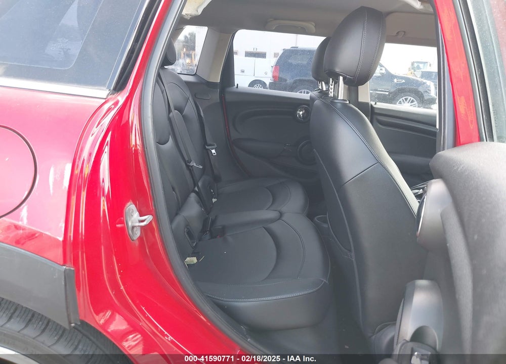 2015 MINI HARDTOP VIN: WMWXS5C55FT828286