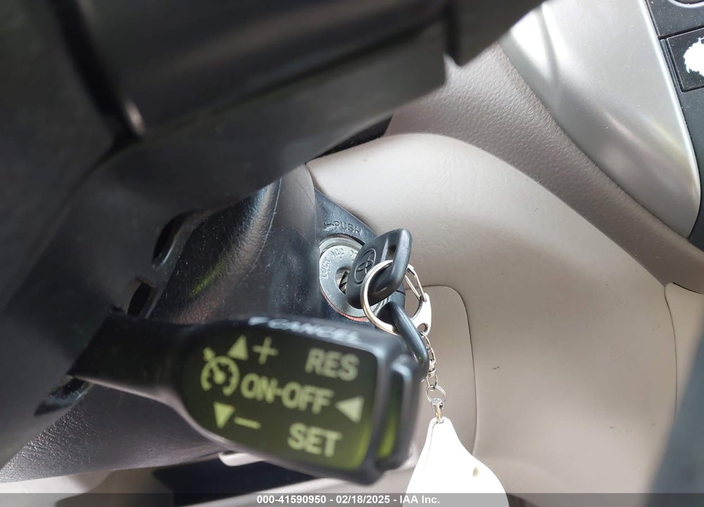 2004 TOYOTA RAV4 VIN: JTEGD20V740037994
