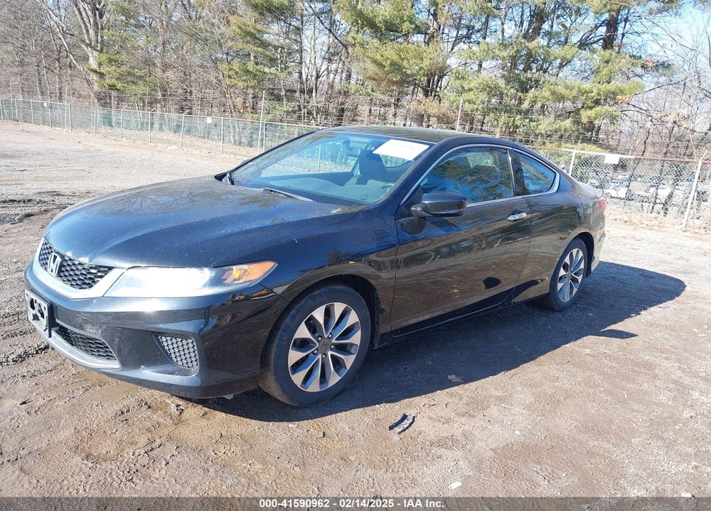 2015 HONDA ACCORD VIN: 1HGCT1A38FA012131