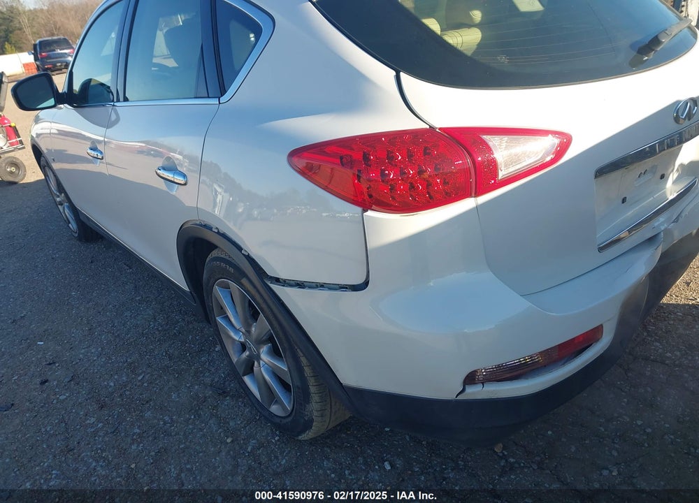 2015 INFINITI QX50 JOURNEY VIN: JN1BJ0HP3FM730822