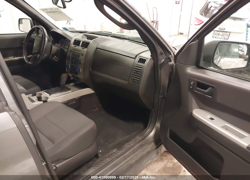 2010 FORD ESCAPE XLT VIN: 1FMCU9DG6AKC27952