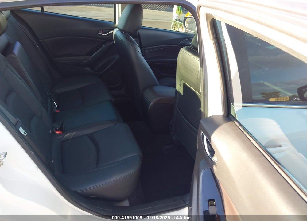 2018 MAZDA 3 GRAND TOURING VIN: 3MZBN1W3XJM215561