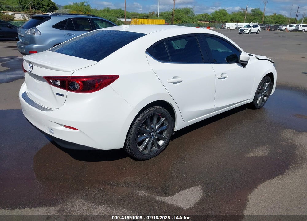 2018 MAZDA 3 GRAND TOURING VIN: 3MZBN1W3XJM215561