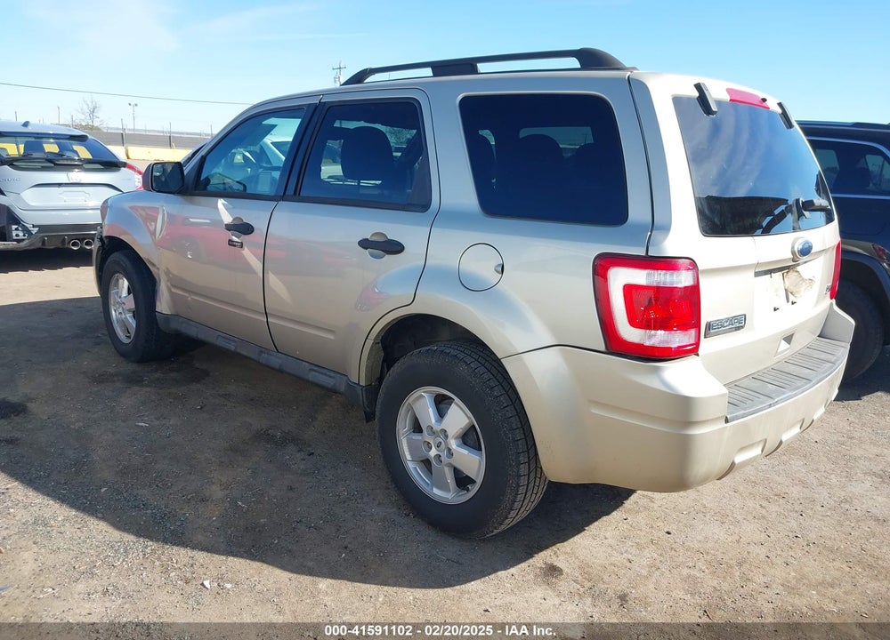 2010 FORD ESCAPE XLT VIN: 1FMCU0DGXAKA93880