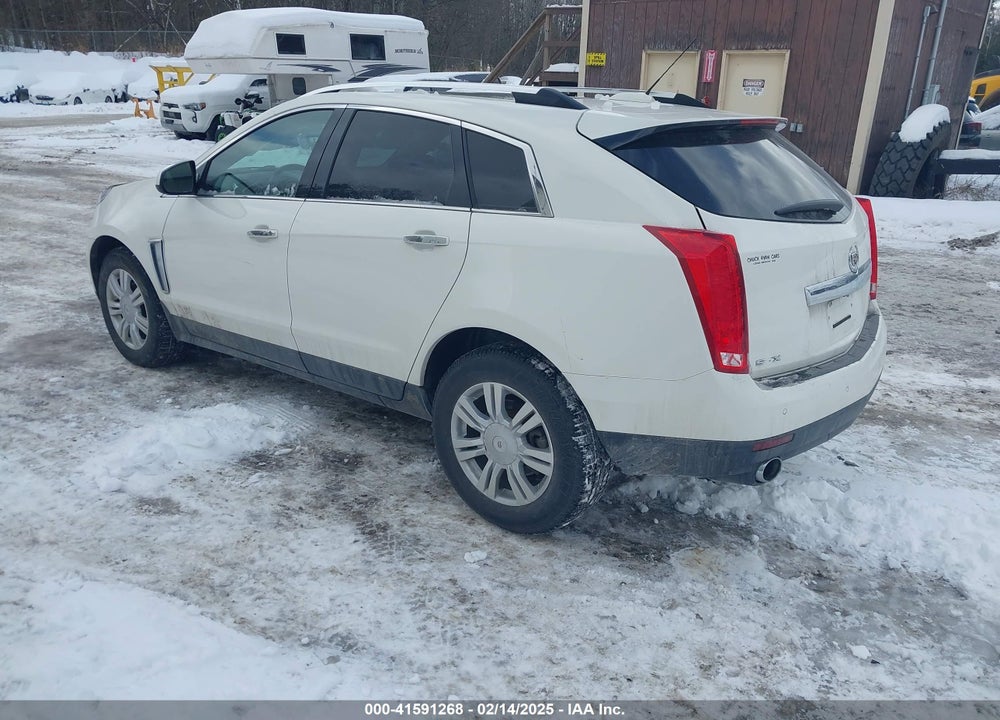 2015 CADILLAC SRX LUXURY COLLECTION VIN: 3GYFNBE38FS634307