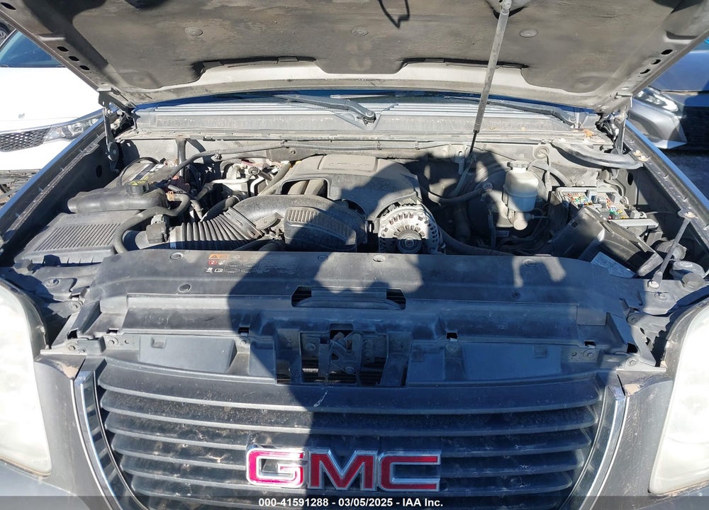 2012 GMC YUKON SLE VIN: 1GKS1AE06CR218372