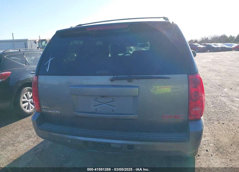 2012 GMC YUKON SLE VIN: 1GKS1AE06CR218372