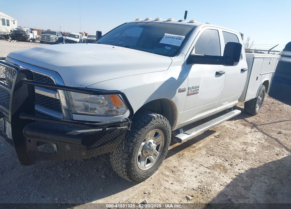 2017 RAM 2500 TRADESMAN 4X4 8' BOX VIN: 3C6TR5HT8HG737959