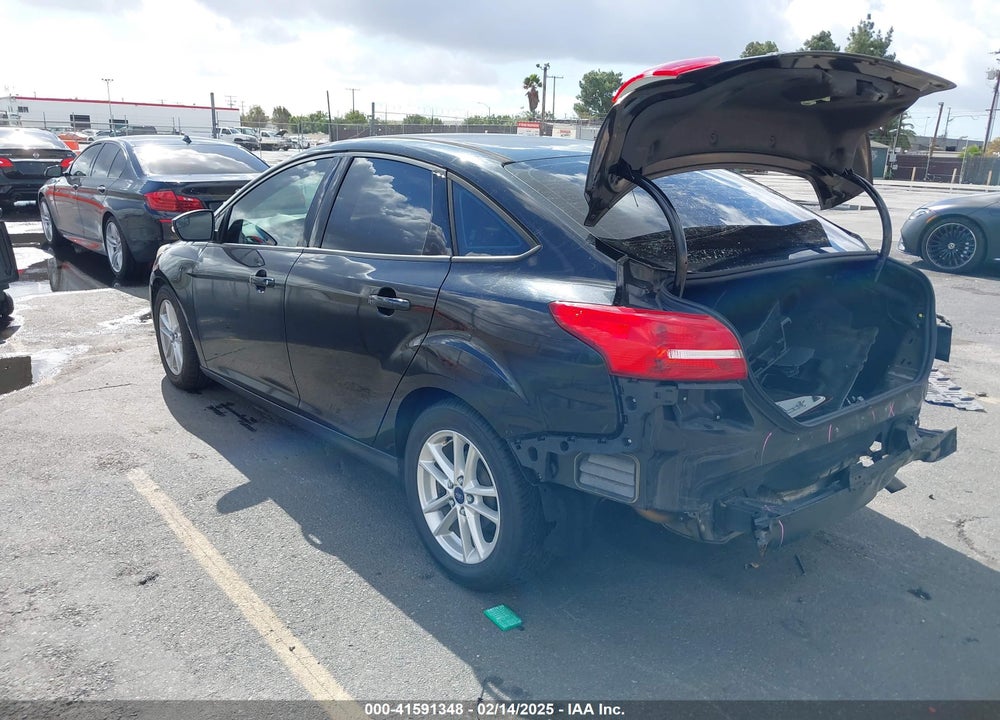 2015 FORD FOCUS SE VIN: 1FADP3F29FL369377