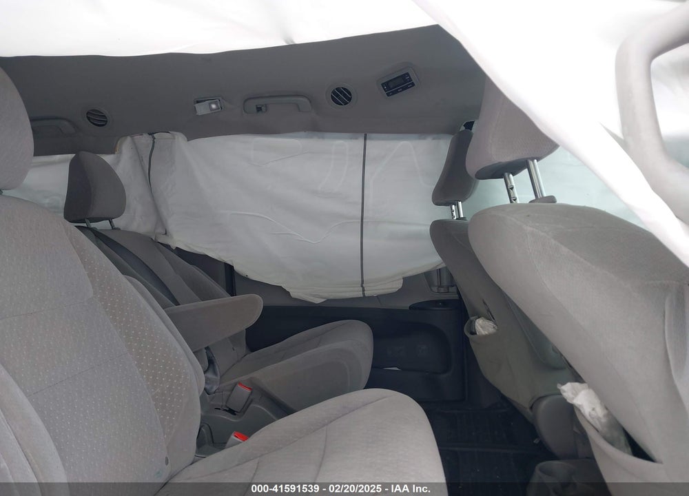 2018 TOYOTA SIENNA VIN: 5TDKZ3DC3JS905514