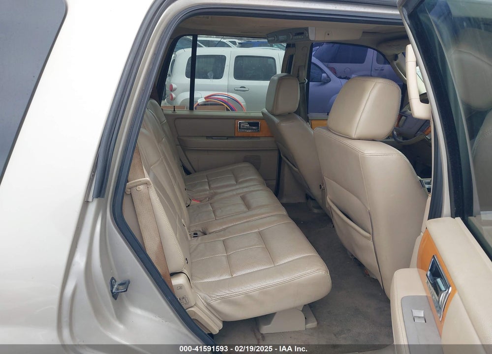 2008 LINCOLN NAVIGATOR VIN: 5LMFU27578LJ02278