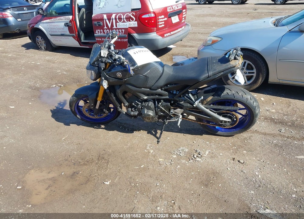 2014 YAMAHA FZ09 VIN: JYARN33E6EA003595