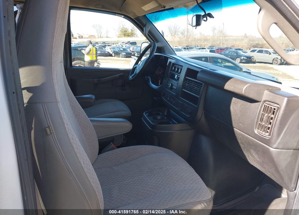 2018 CHEVROLET EXPRESS 3500 LT VIN: 1GAZGPFGXJ1326392