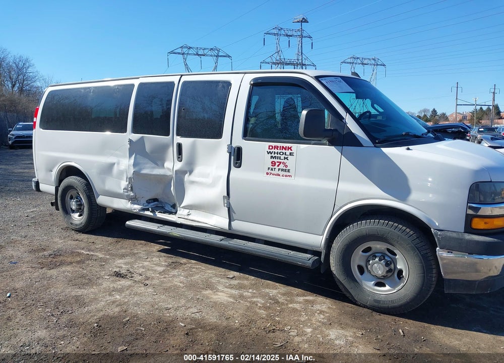 2018 CHEVROLET EXPRESS 3500 LT VIN: 1GAZGPFGXJ1326392