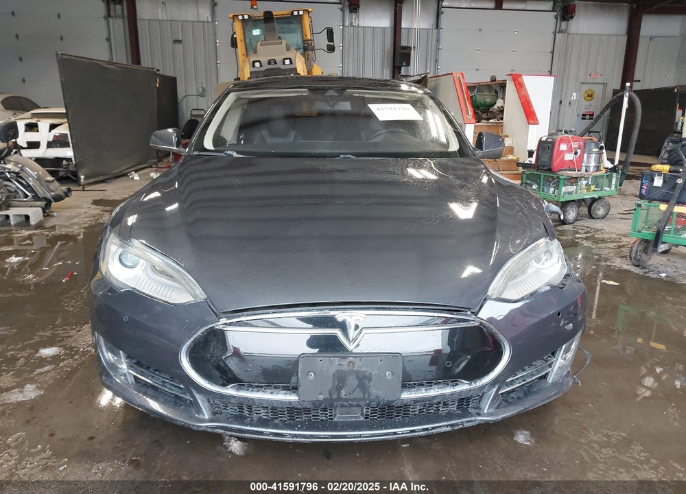 2015 TESLA MODEL S P90D AWD VIN: 5YJSA1E45FF108485