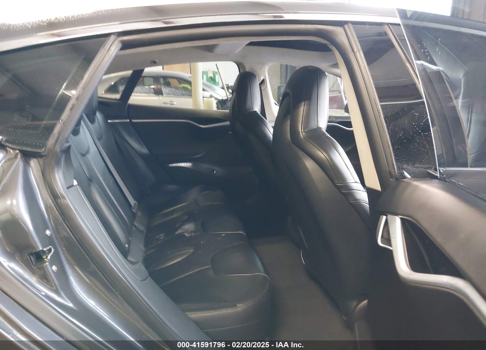 2015 TESLA MODEL S P90D AWD VIN: 5YJSA1E45FF108485