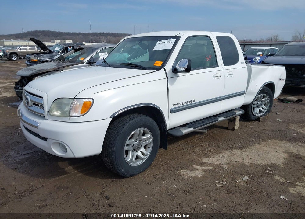 2003 TOYOTA TUNDRA SR5 V8 VIN: 5TBRT34193S437718