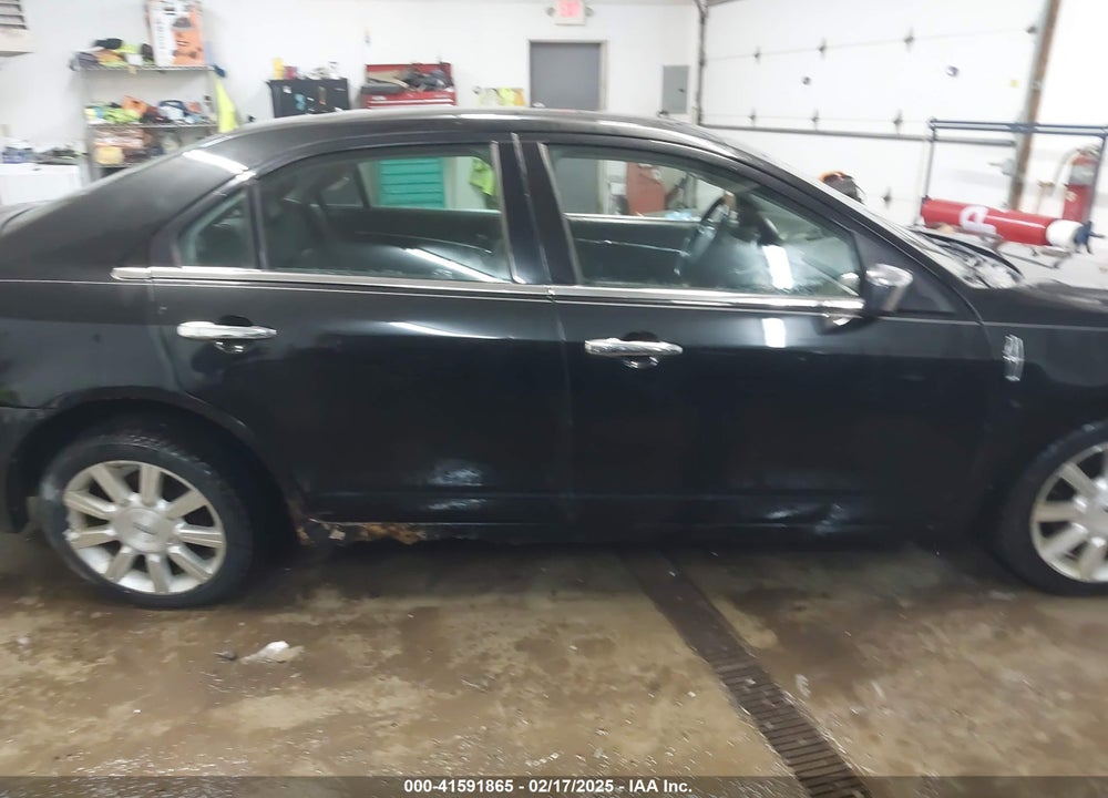 2011 LINCOLN MKZ VIN: 3LNHL2GC1BR759437