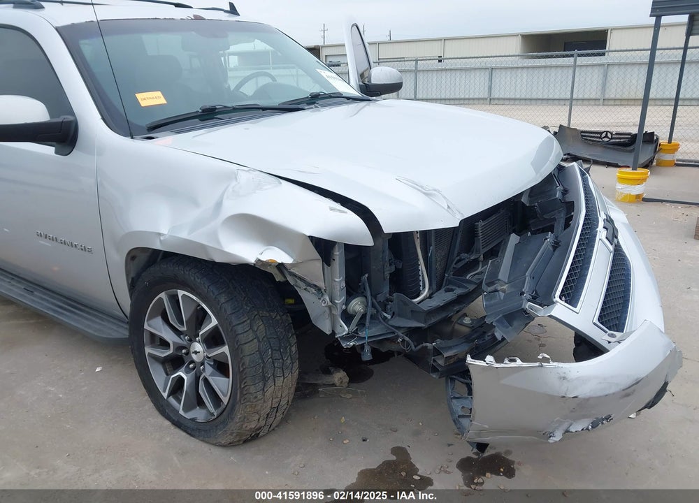 2013 CHEVROLET AVALANCHE VIN: 3GNMCFE04DG162646