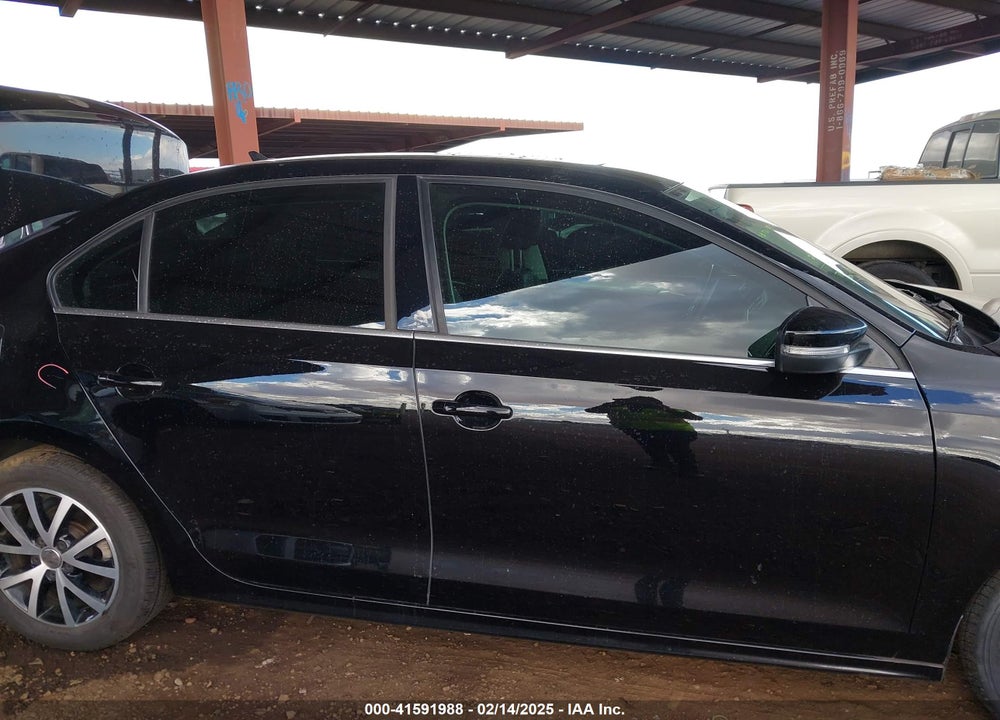 2017 VOLKSWAGEN JETTA VIN: 3VWDB7AJ5HM290110