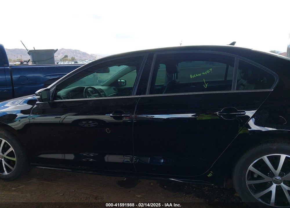 2017 VOLKSWAGEN JETTA VIN: 3VWDB7AJ5HM290110