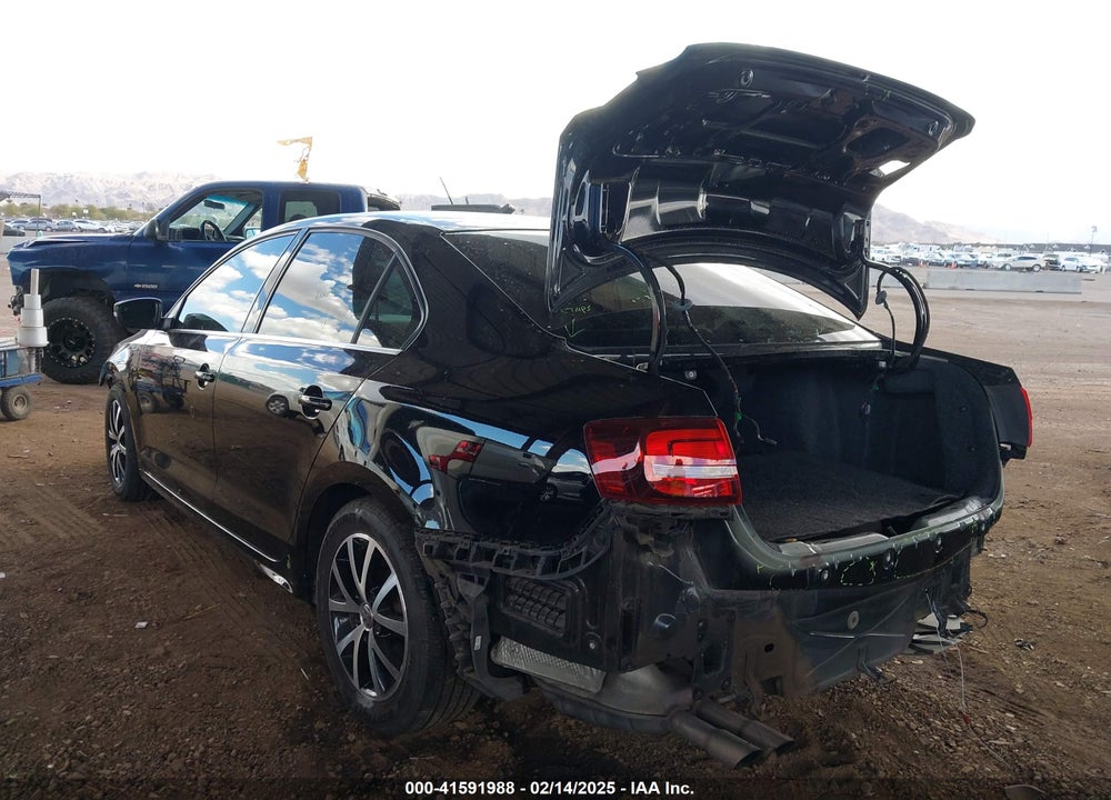 2017 VOLKSWAGEN JETTA VIN: 3VWDB7AJ5HM290110