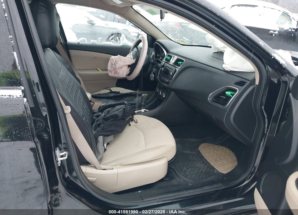2012 CHRYSLER 200 VIN: 1C3CCBAB6CN151582