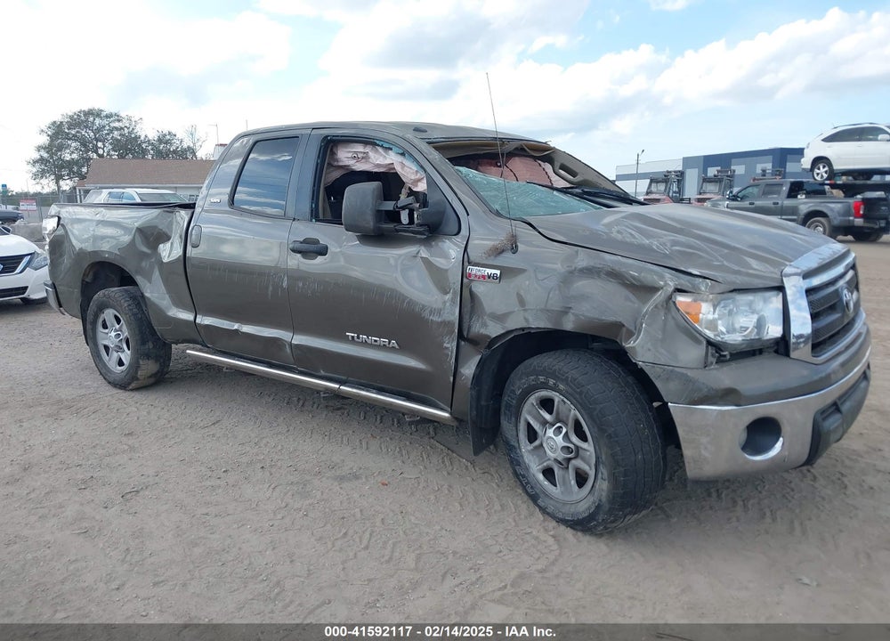 2011 TOYOTA TUNDRA GRADE 5.7L V8 VIN: 5TFRY5F14BX102571