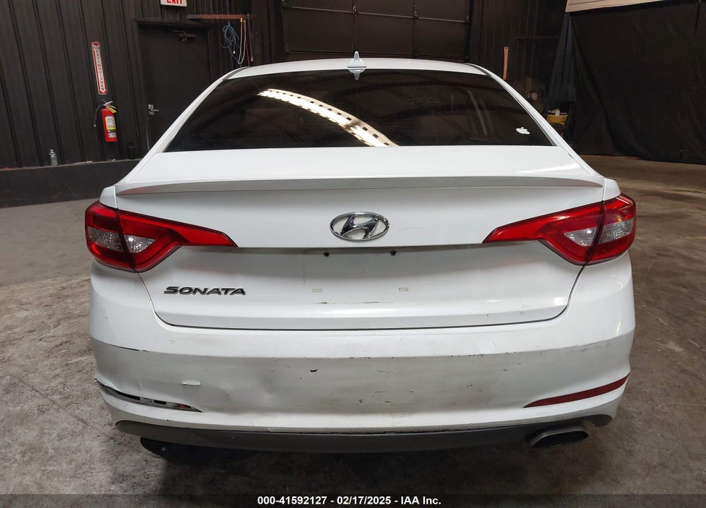 2017 HYUNDAI SONATA VIN: 5NPE24AF3HH570468