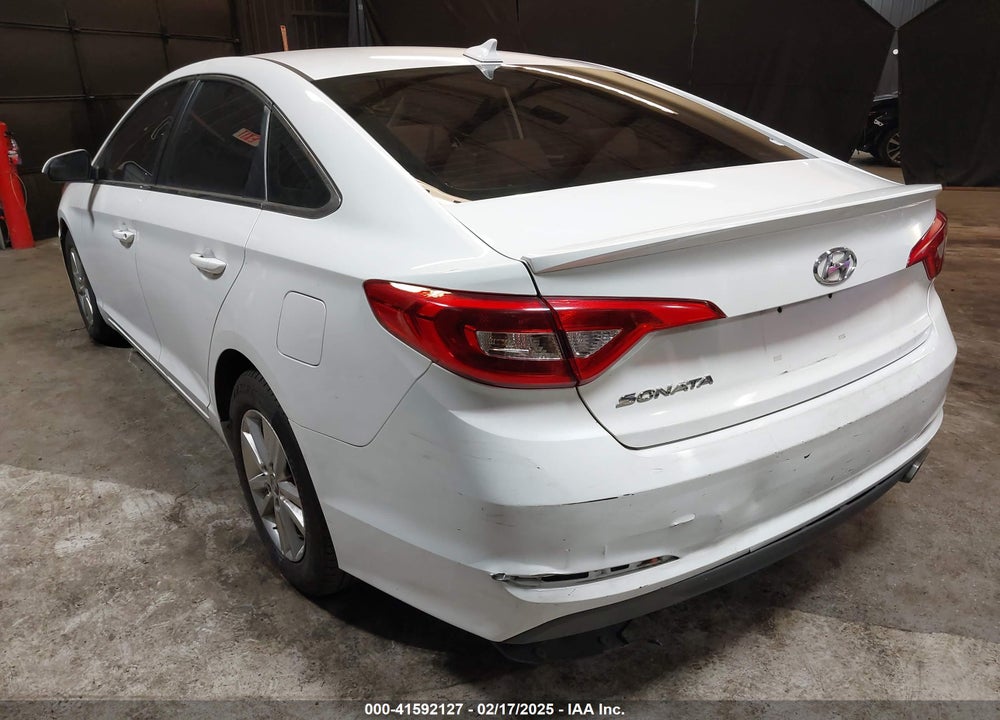 2017 HYUNDAI SONATA VIN: 5NPE24AF3HH570468