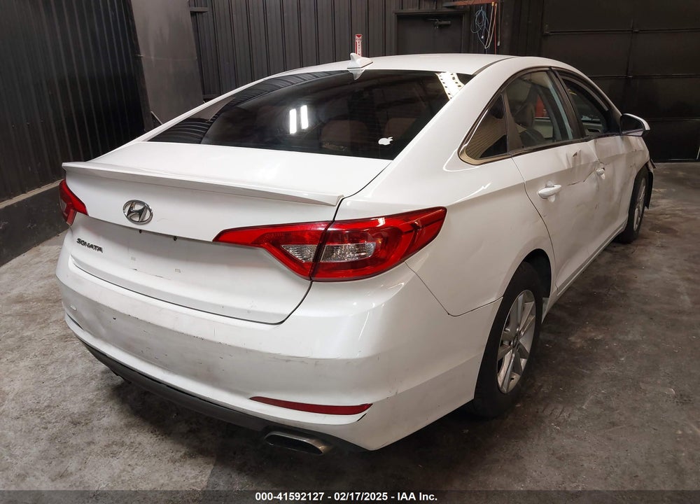 2017 HYUNDAI SONATA VIN: 5NPE24AF3HH570468