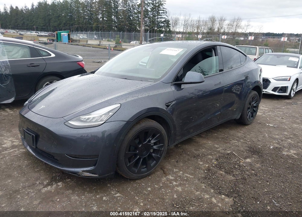2021 TESLA MODEL Y LONG RANGE DUAL MOTOR ALL-WHEEL DRIVE VIN: 5YJYGDEE3MF255744