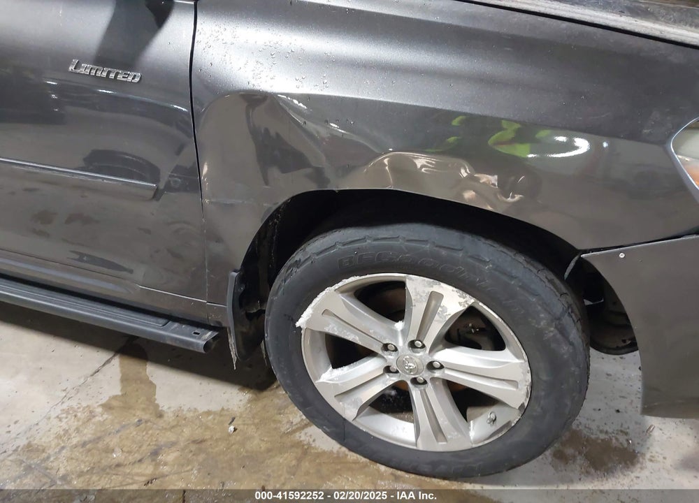 2009 TOYOTA HIGHLANDER LIMITED VIN: JTEES42A292129190